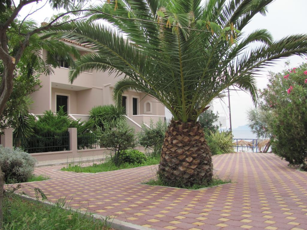 Lakonia Bay Apartments Archangelos  Exterior photo