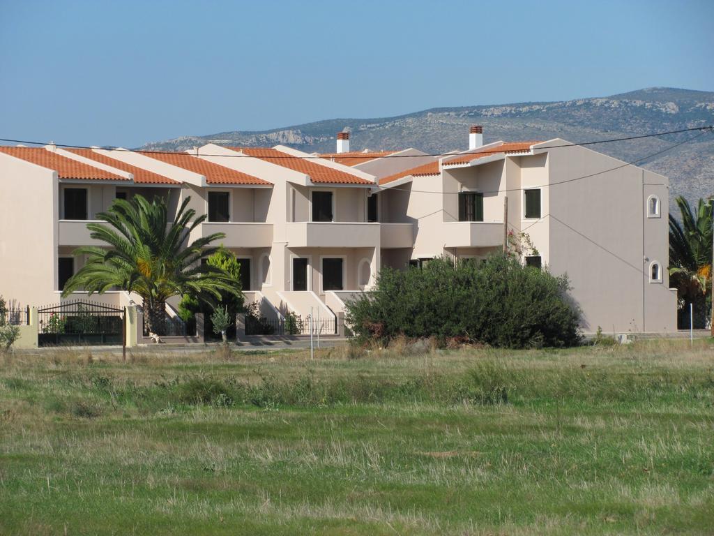 Lakonia Bay Apartments Archangelos  Exterior photo