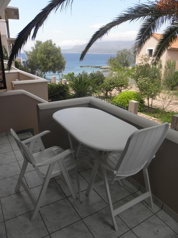Lakonia Bay Apartments Archangelos  Exterior photo